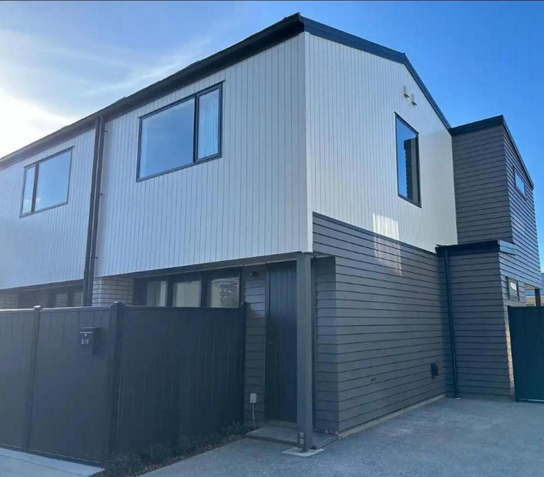 Central Modern 3-Bedroom,3- Bathroom House With Patio And Carpark- Lower Hutt City Centre Екстер'єр фото