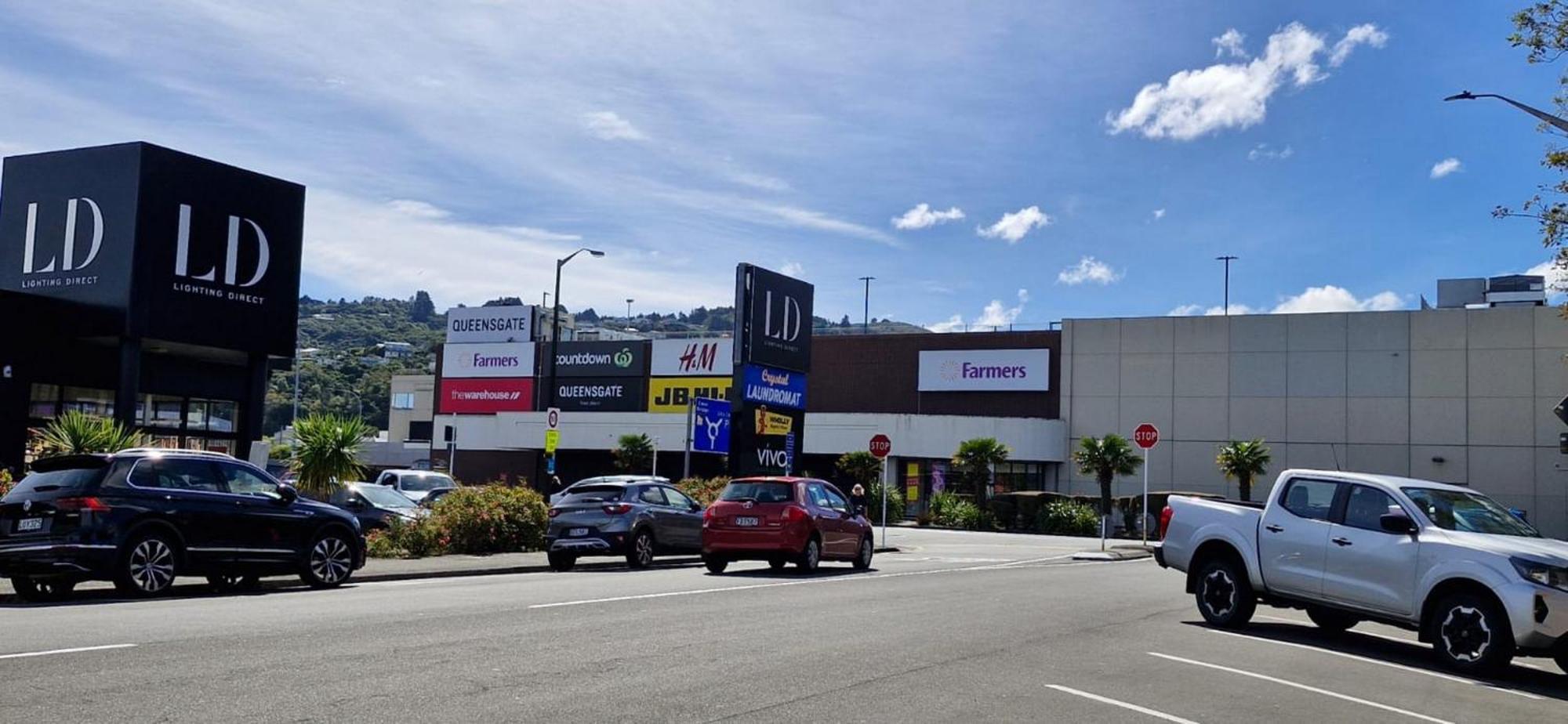 Central Modern 3-Bedroom,3- Bathroom House With Patio And Carpark- Lower Hutt City Centre Екстер'єр фото